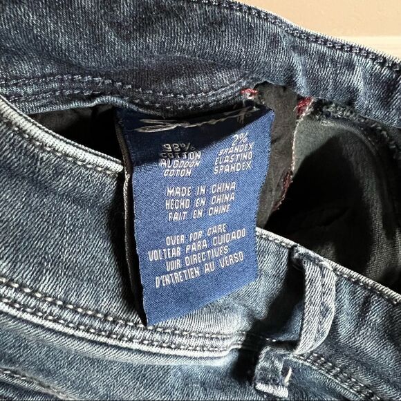 SEVEN7 Dark Wash Mid Rise Distressed Skinny Jeans 4 - Picture 5 of 6